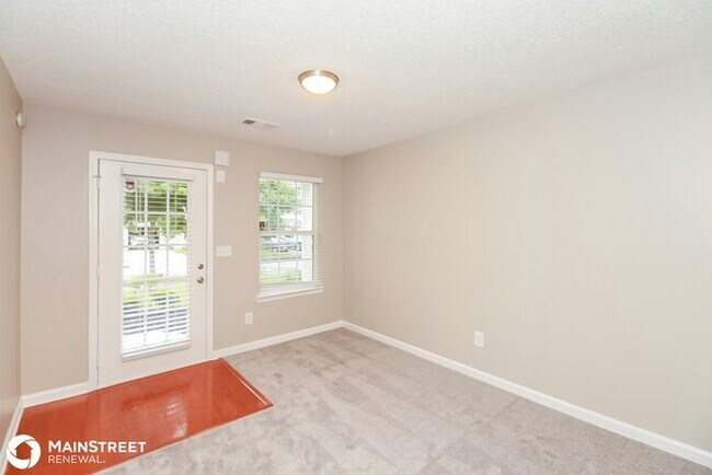 Building Photo - 479 Thistle Cove, Atlanta, GA 30349