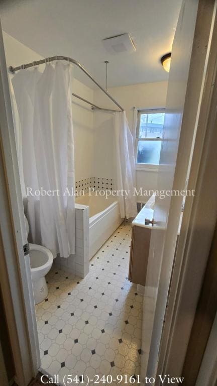 Building Photo - 3302 SW Jay Ave