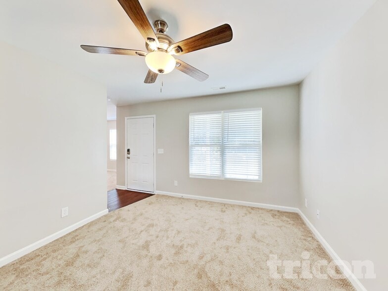 Building Photo - 2004 Blue Rock Ct