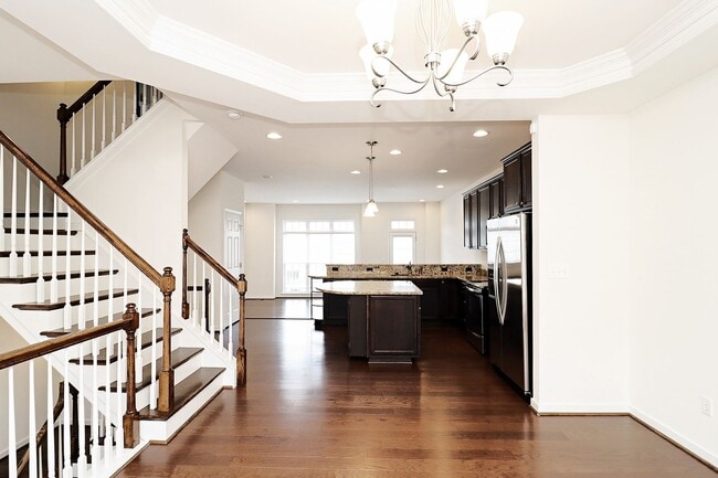 Building Photo - Dog-Friendly Avinity Townhome With Mountain Views