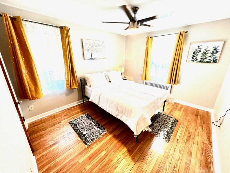 Building Photo - 3001 Boudinot Ave