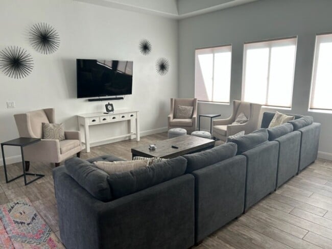 Building Photo - Sand Hollow Sunset