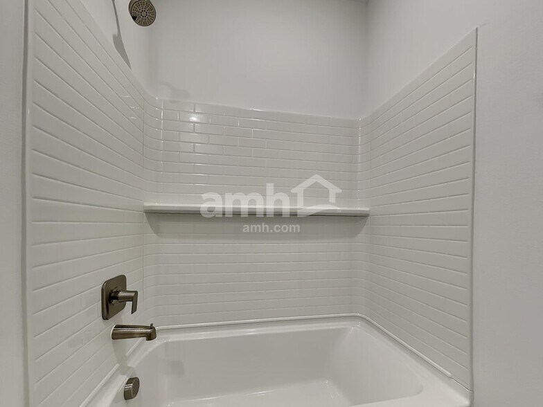 Building Photo - 7713 Brenden St SW