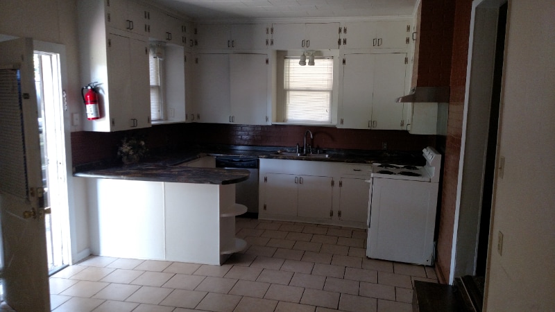 Building Photo - 511 Sheffield St