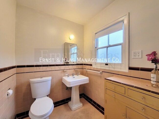 Building Photo - 3627 Orange Ave