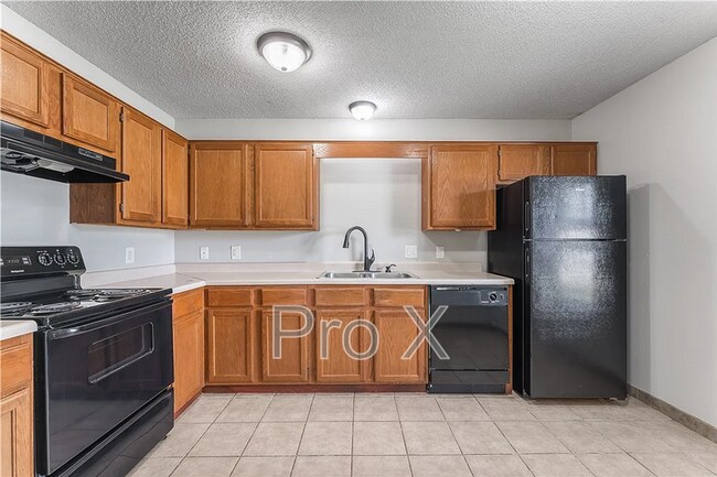 Building Photo - 3501 SW Landau Ct