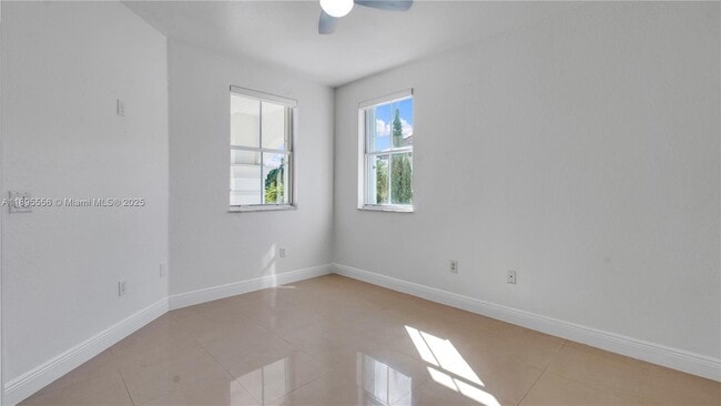 Building Photo - 17994 NW 87th Pl