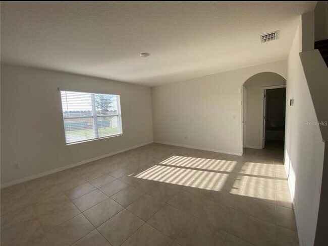 Building Photo - 2336 White Poppy Dr