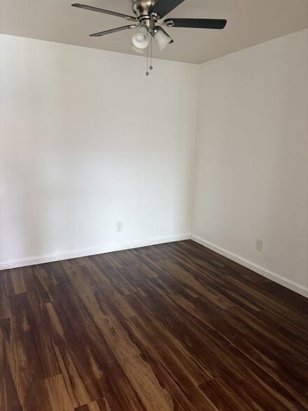 Building Photo - 2020 Guthrie St N