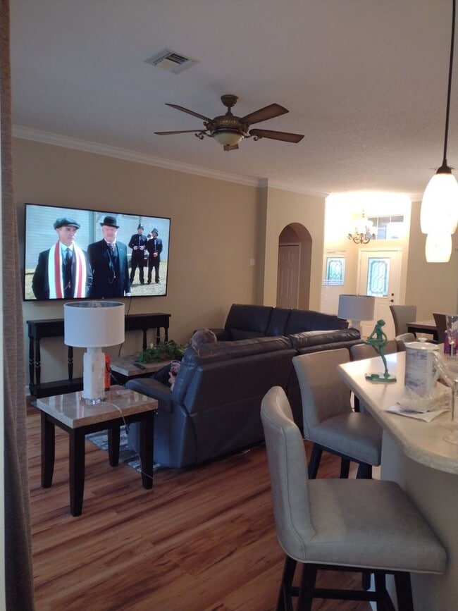 Building Photo - Waterfront Home in Lakes of Mt. Dora