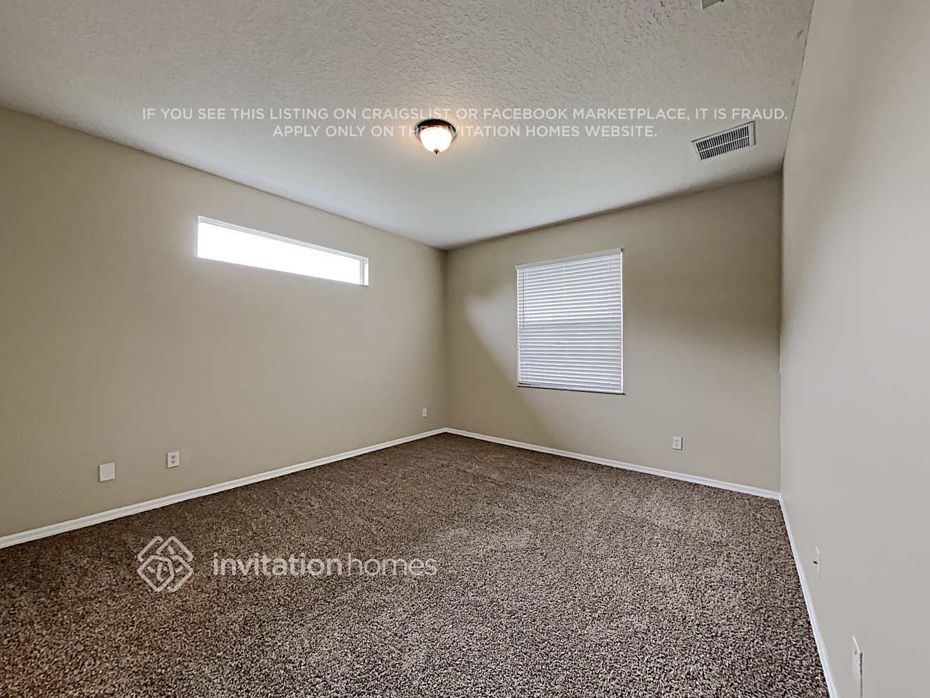 Building Photo - 709 Modena St