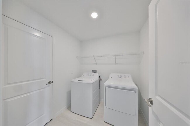 Building Photo - 12418 RADIANT CRYSTAL ROSE