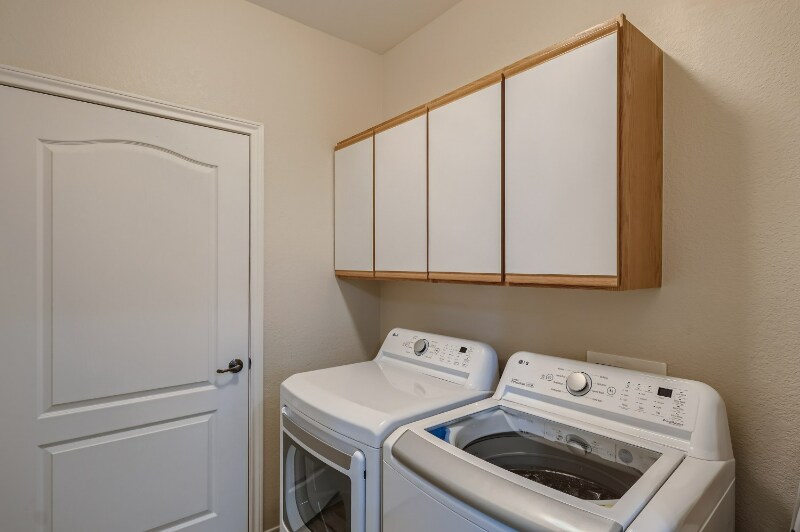 Building Photo - 4672 W 20th Street Rd