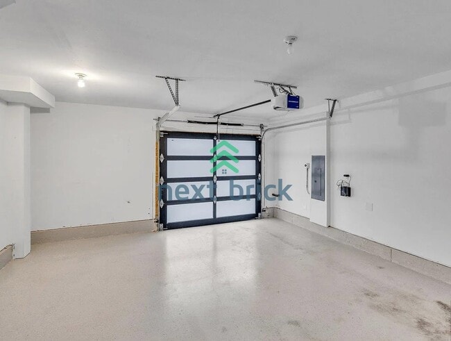 Building Photo - 3BR / 3BA Single-Family Home in Desirable Seattle Neighborhood