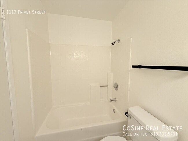 Building Photo - 1113 Privet St