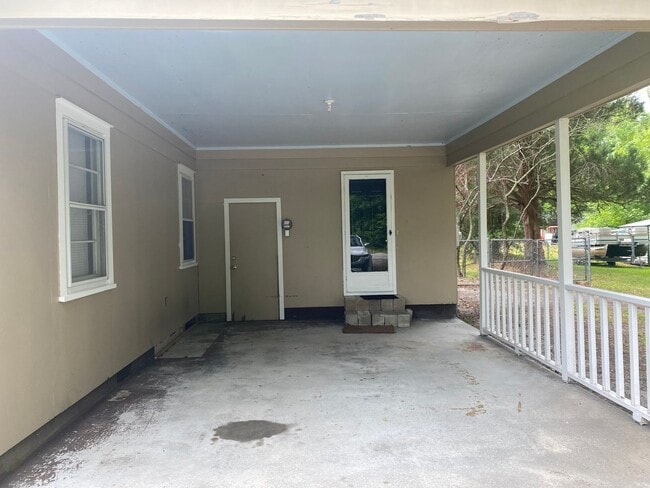 Building Photo - 3 Bed 1 Bath House in Washington