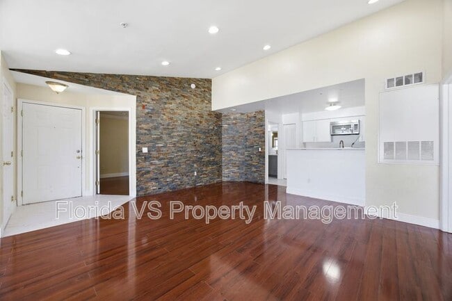 Building Photo - 2207 Antigua Pl
