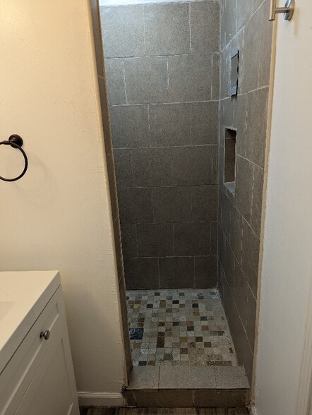 Building Photo - 1420 Glenwood Ave