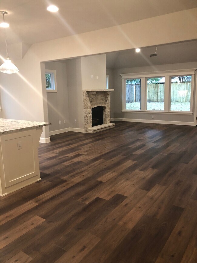 Building Photo - New Construction In Midtown, Built In 2019!