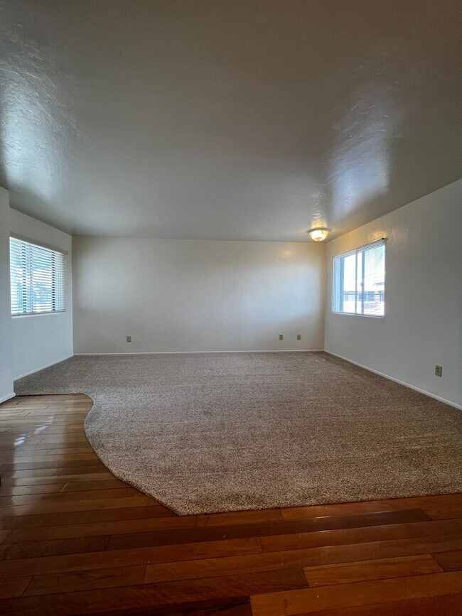 Building Photo - 6132 Antelope Villas Cir