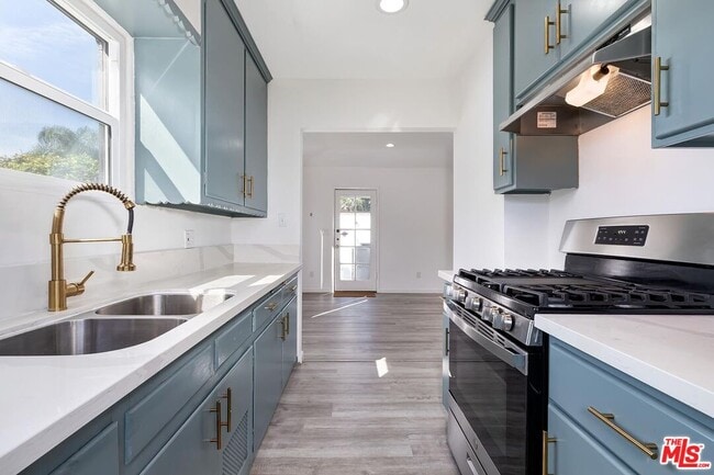 Building Photo - 3706 Brunswick Ave