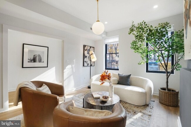 Building Photo - 403 O St NW