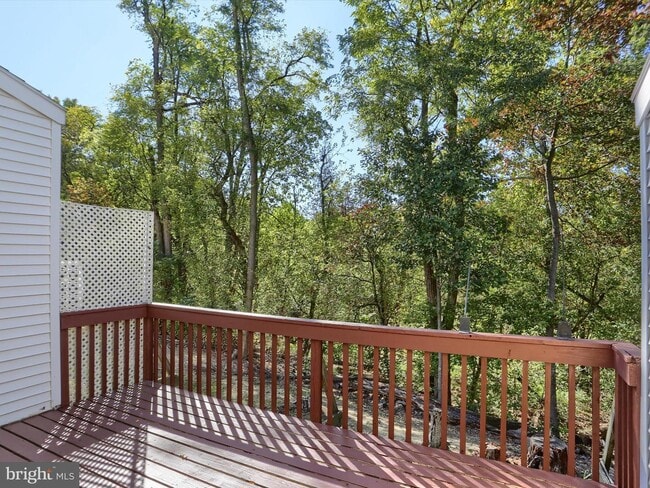 Building Photo - 1068 W Foxcroft Dr