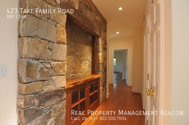 Building Photo - 423 Taft Family Rd
