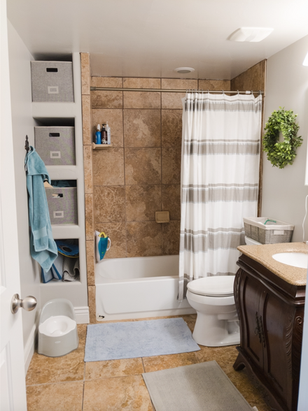Basement bathroom: shower/tub combo! - 14487 S Cuchara Way