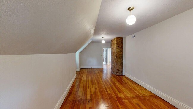 Building Photo - 3517 Magnolia Ave