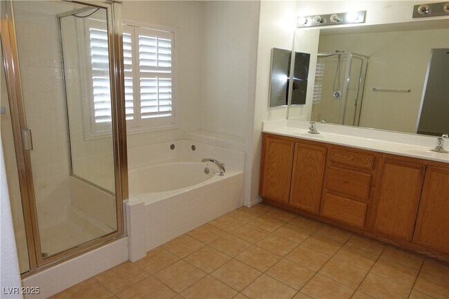 Building Photo - 3659 Bufflehead St