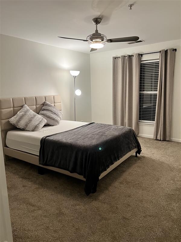 Building Photo - Room in Condo on Donatello Avenue