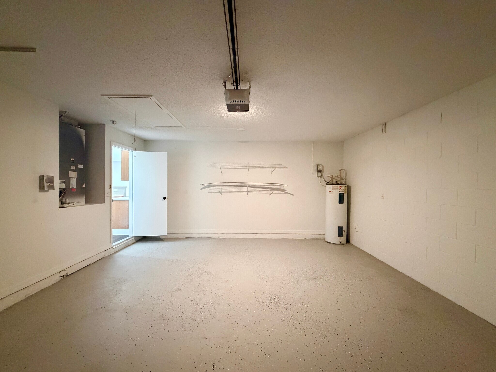 Building Photo - 47 Sawfish Ct
