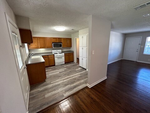 Building Photo - 508 Souder Dr