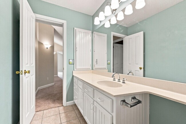 Building Photo - 1710 Ashview Cove