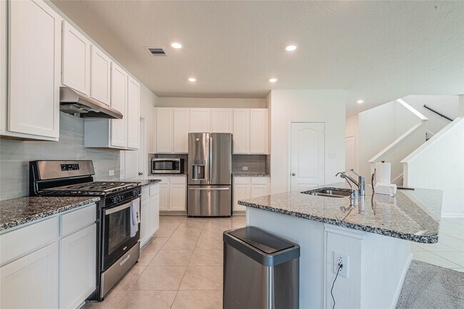 Building Photo - 5015 Gazelle Leap Ln