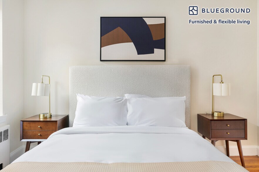 Building Photo - 266 Harvard St