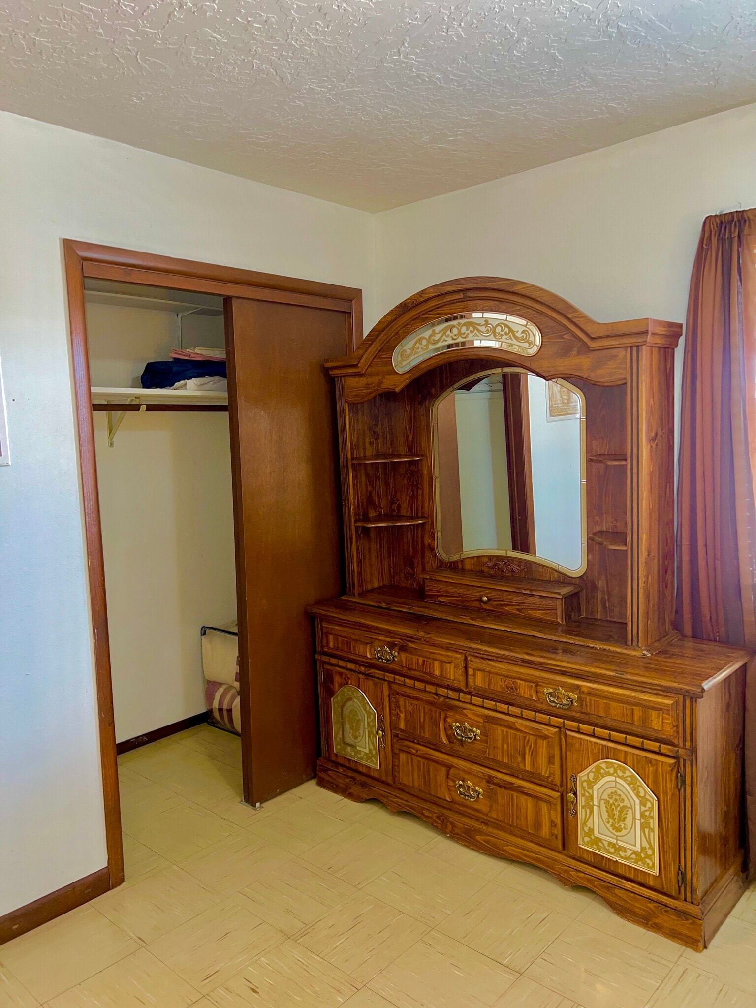 Building Photo - 3058 Tenorio Dr