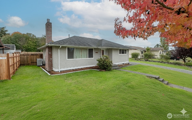 Building Photo - 426 10th St