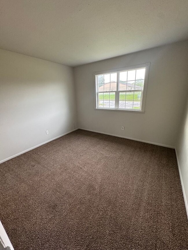 Building Photo - 4707 Furge Dr