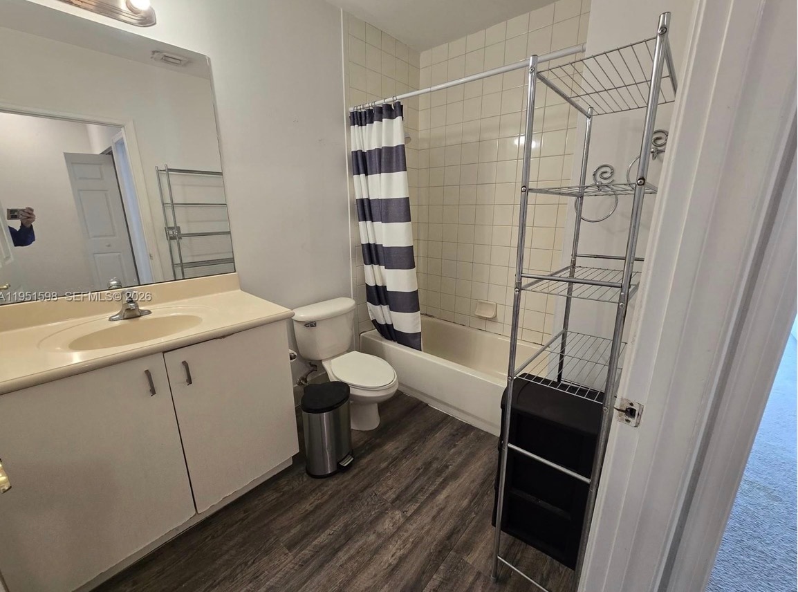 Building Photo - 3601 NW 14th Ct