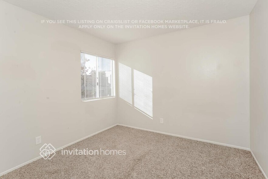 Building Photo - 2643 Tumbleweed Cir