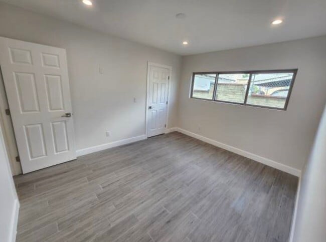 Building Photo - 10845 White St