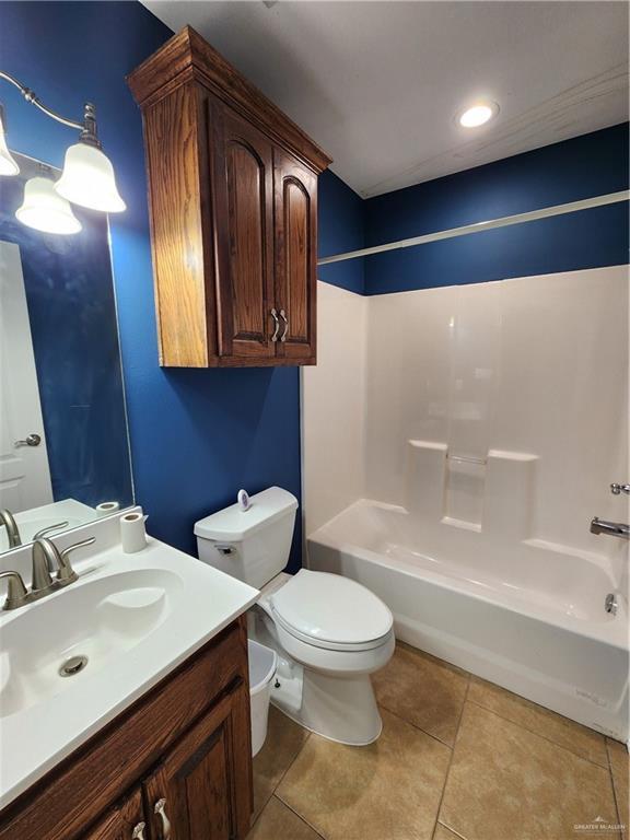 Building Photo - 15 Loma Linda Cir S