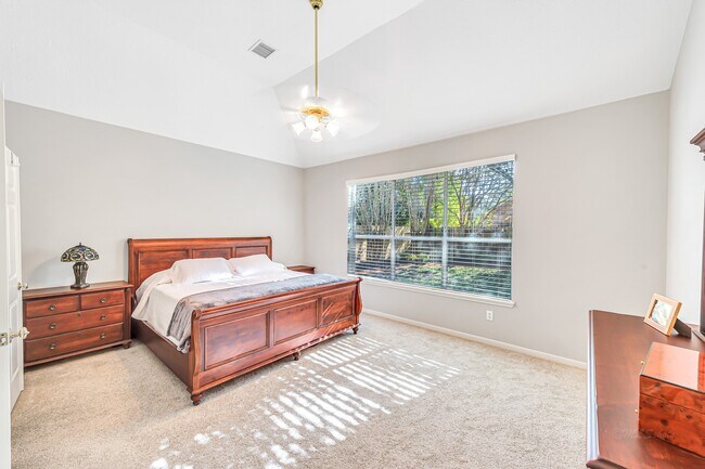 Building Photo - 23207 Willow Pond Pl