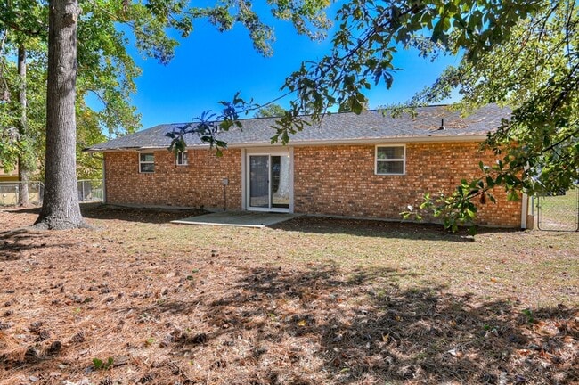 Building Photo - 3423 Cannongate Dr