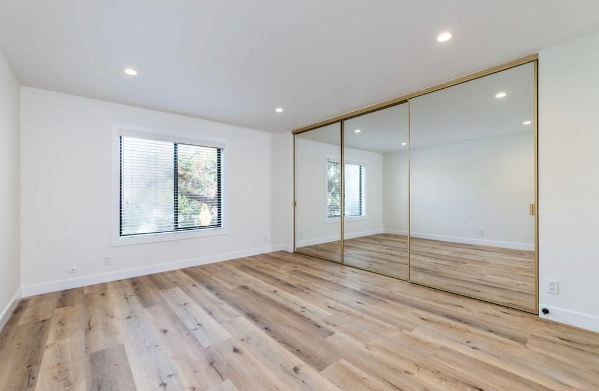 Building Photo - 4524 Tujunga Ave