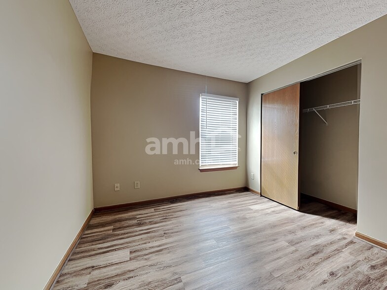 Building Photo - 6476 Kelsey Ct