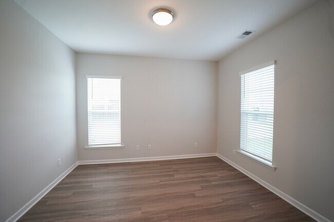 Building Photo - Available Soon!