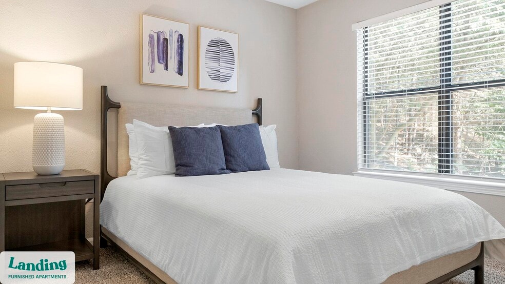 Building Photo - 4921 Pretty Lake Ave